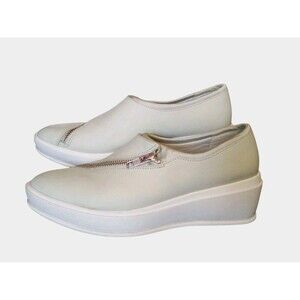 Under Armour Grey Platform Wedge Sport Athletic Sneaker Zip Closure  8 Leather